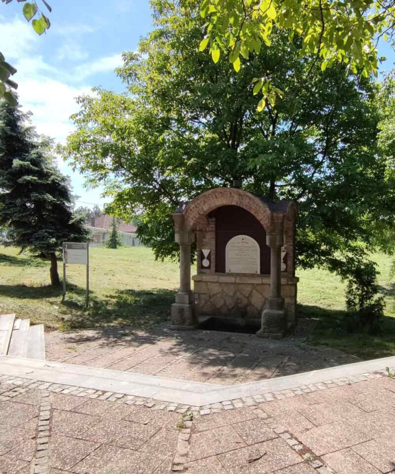 Spomen cesma Crkvenac, Mladenovac
