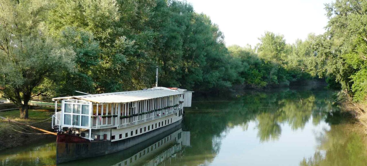 Reka Kolubara - splav restoran na Kolubari