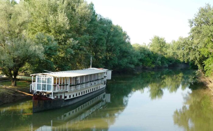 Reka Kolubara - splav restoran na Kolubari