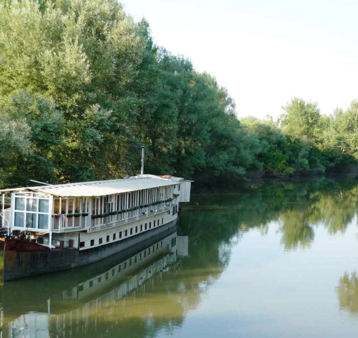 Reka Kolubara - splav restoran na Kolubari