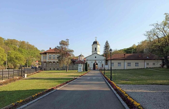 Čuveni manastir Beograda u Rakovici.