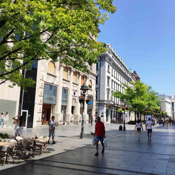 Prelepo setaliste i soping zona Knez Mihailova