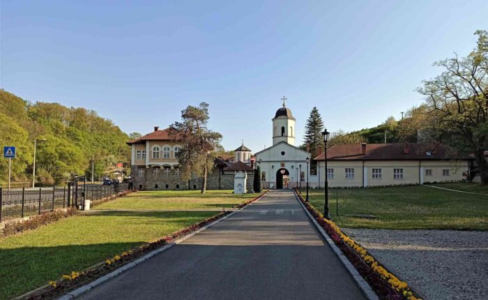 Manastiri u Beogradu - Manastir Rakovica