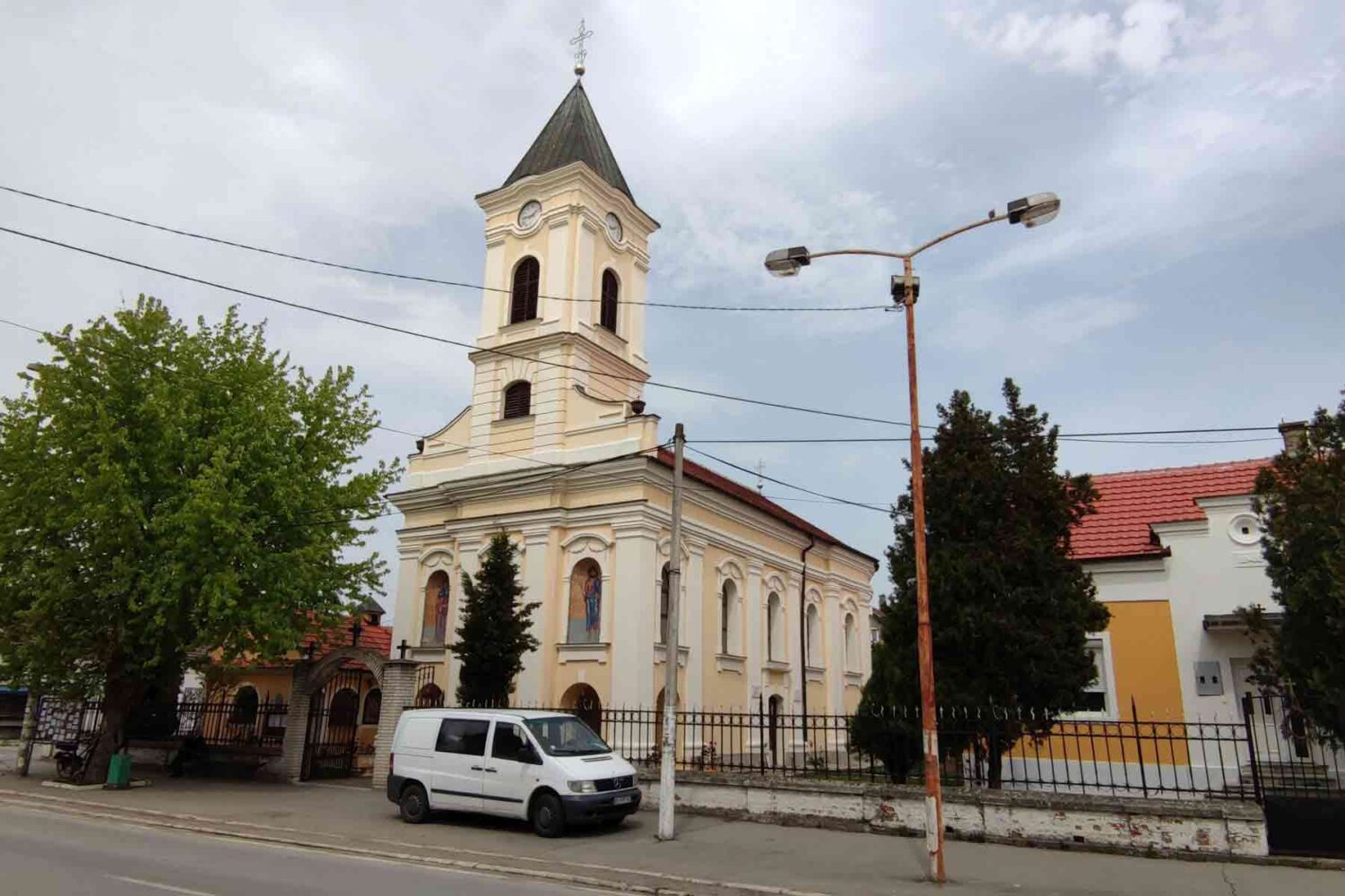 Crkva Svetog Vaznesenja u Jakovu