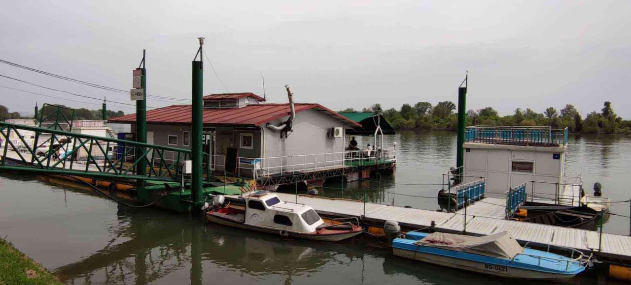 Restoran Savska terasa u Boljevcima, Surčin