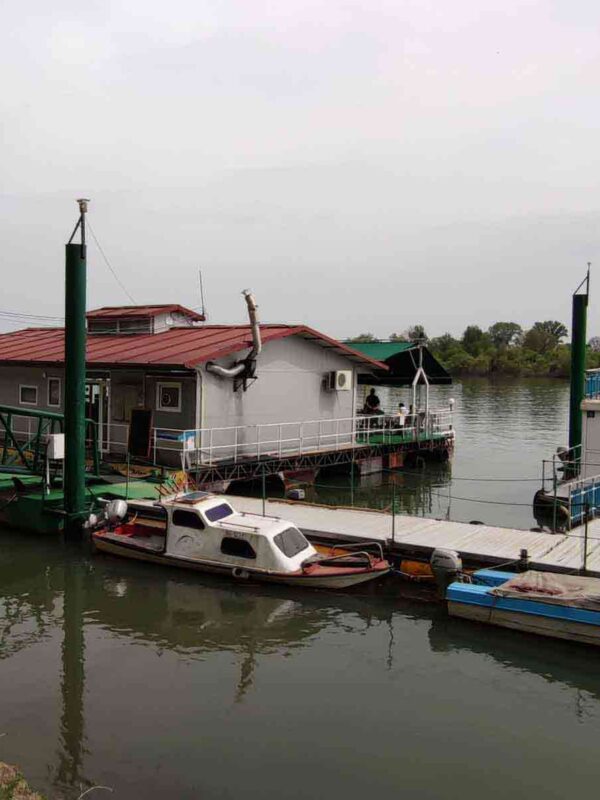 Restoran Savska terasa u Boljevcima, Surčin