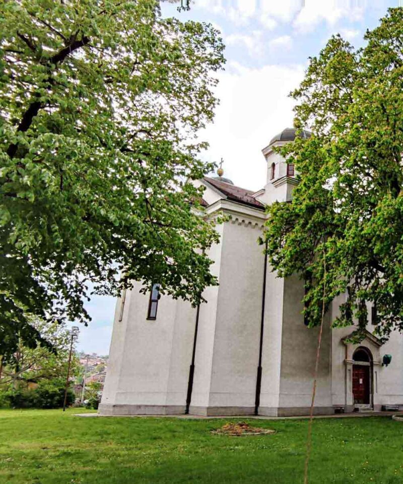 Dvorište i crkva Svete Trojice - Grocka