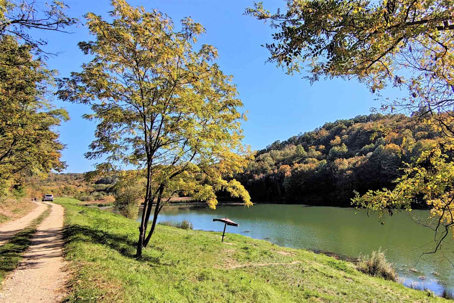 Jezero Duboki potok je jedno od najlepših jezera u Beogradu