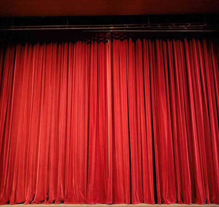 Popularne pozorišne predstave se izvode decenijama.