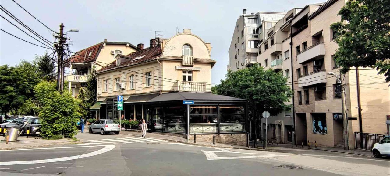 Restoran Alphonse de Lemartine je vrlo popularan na Vračaru i u Beogradu