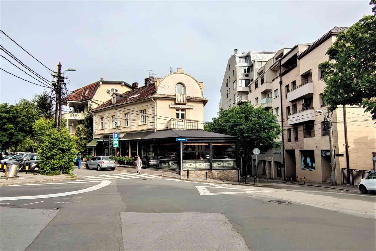 Restoran Alphonse de Lemartine je vrlo popularan na Vračaru i u Beogradu