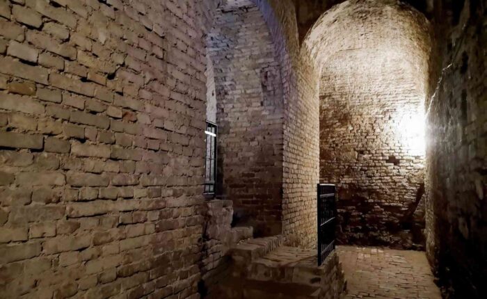 Misteriozni hodnici i stepenište Rimskog bunara