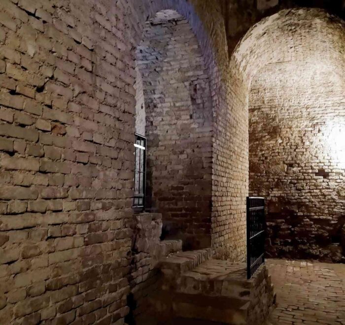 Misteriozni hodnici i stepenište Rimskog bunara