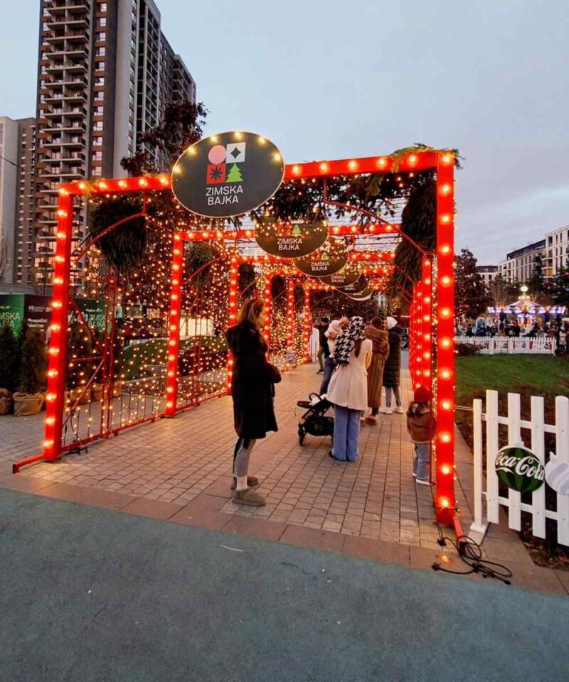 Ulaz na Zimsku bajku u Savskom parku u Beogradu