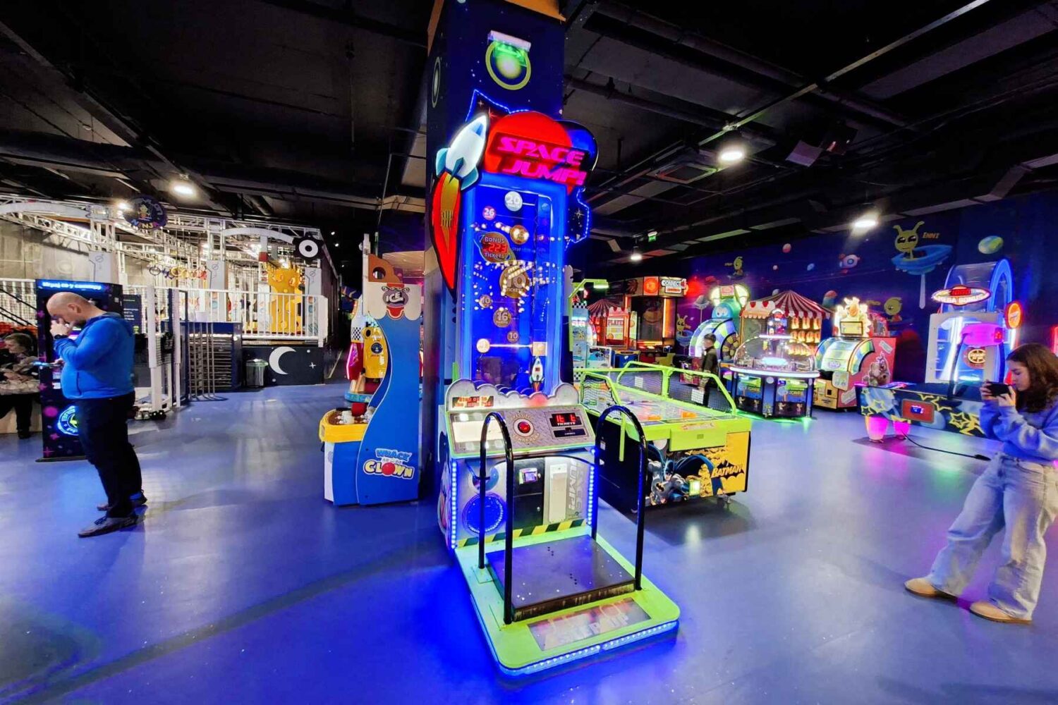 Space Jump igrica u Babylon parku