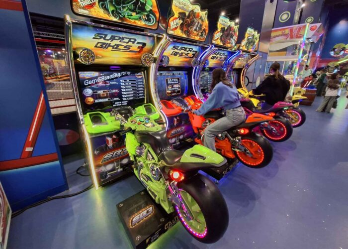 Digitalna igrica sa vožnjom motora