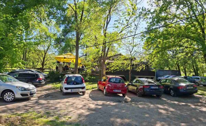 Restoran Zabran na izletištu Zabran u Obrenovcu