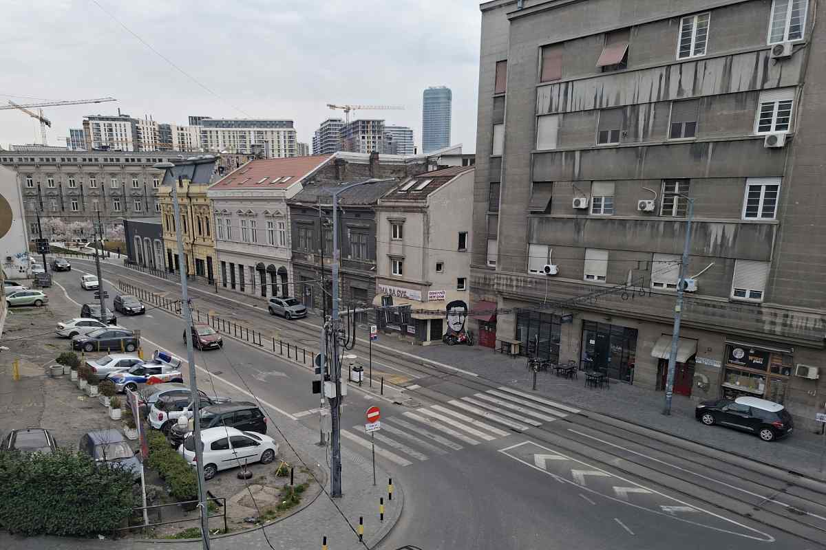 Pogled na Karađorđevu ulicu i Savamalu sa Brankovog mosta u Beogradu